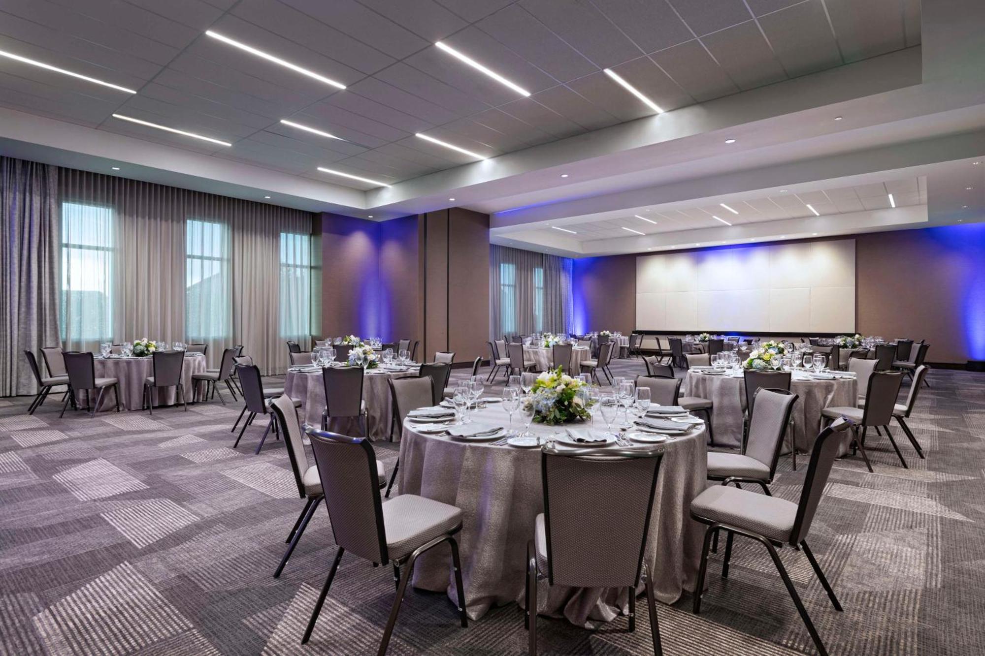 Hyatt Regency Baytown-Houston Hotel Exterior photo